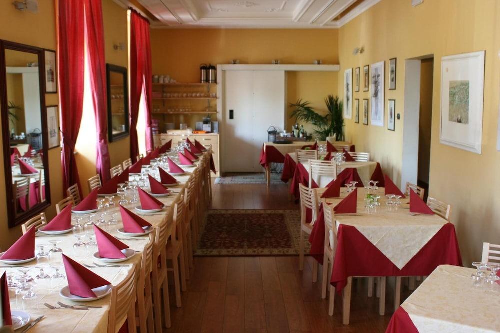 Hotel Vista Lago Brunate Esterno foto