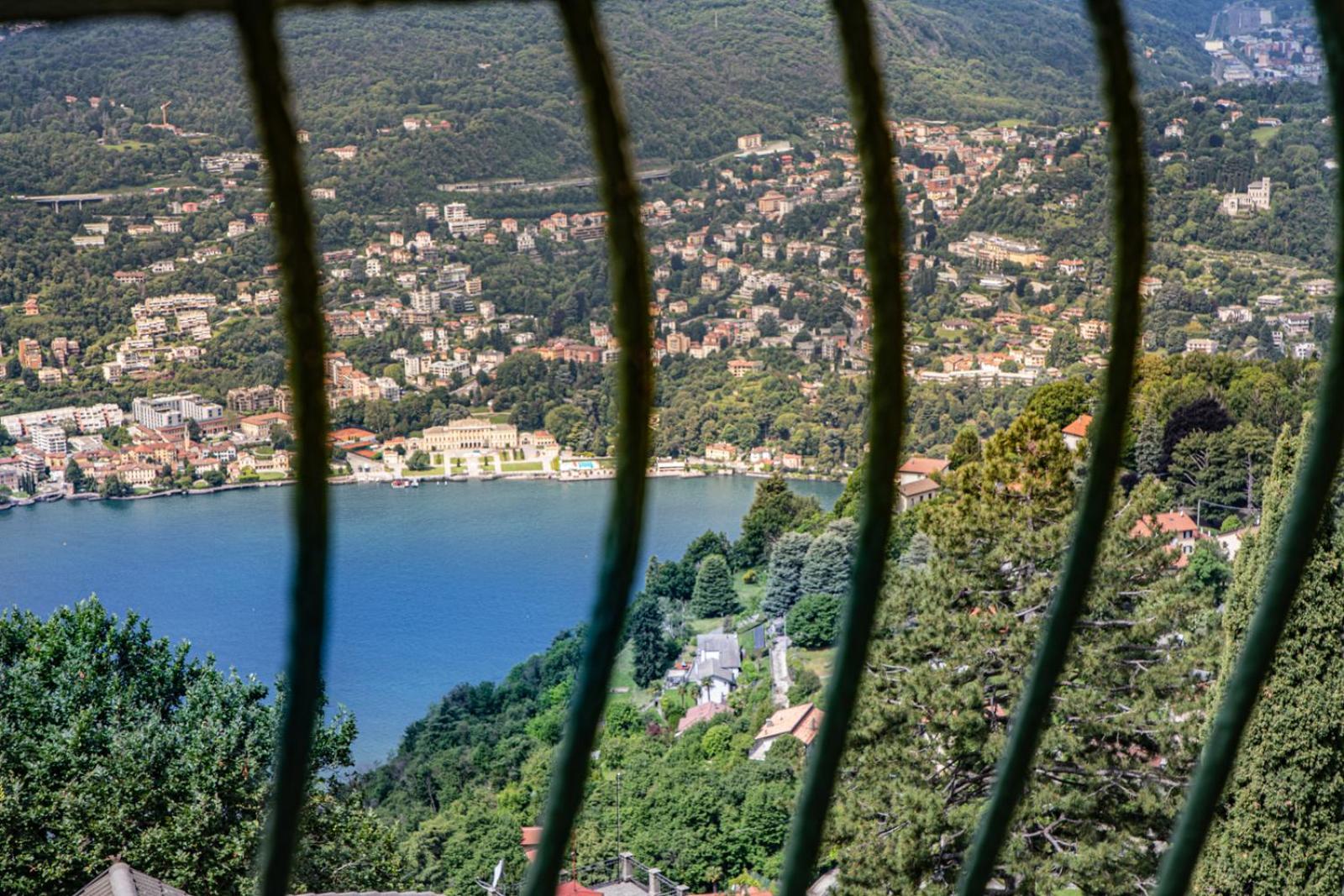 Hotel Vista Lago Brunate Esterno foto